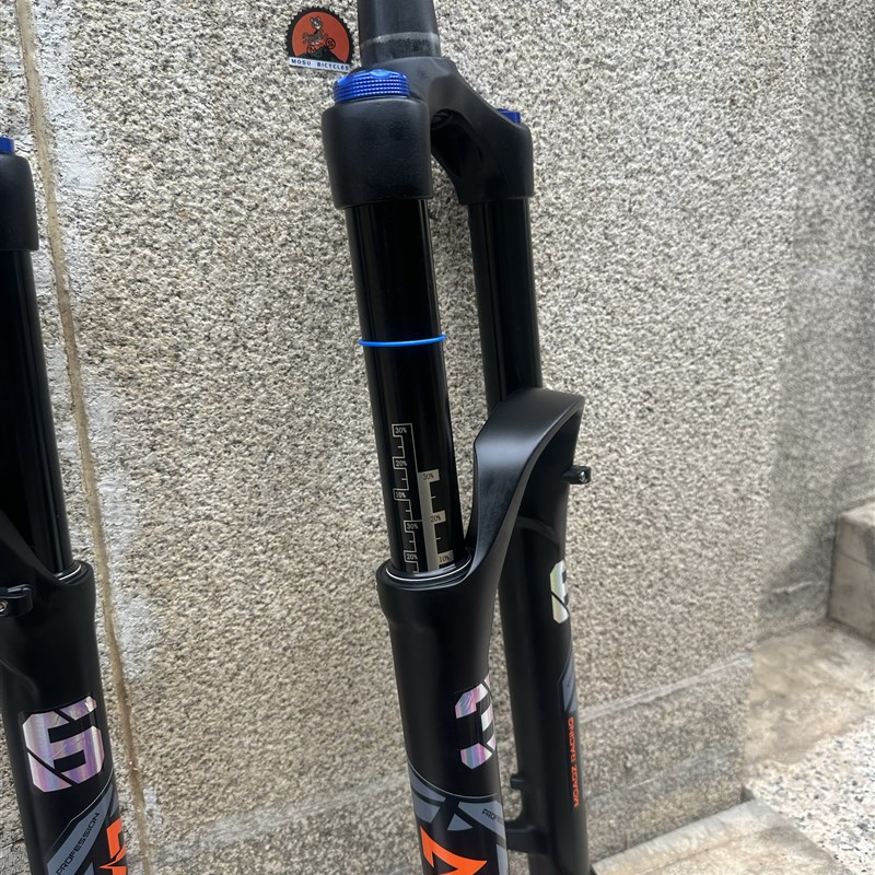 玛卡威前叉 山地车气叉36mm管径 行程C140/160mm 带阻尼 椎管桶轴图片