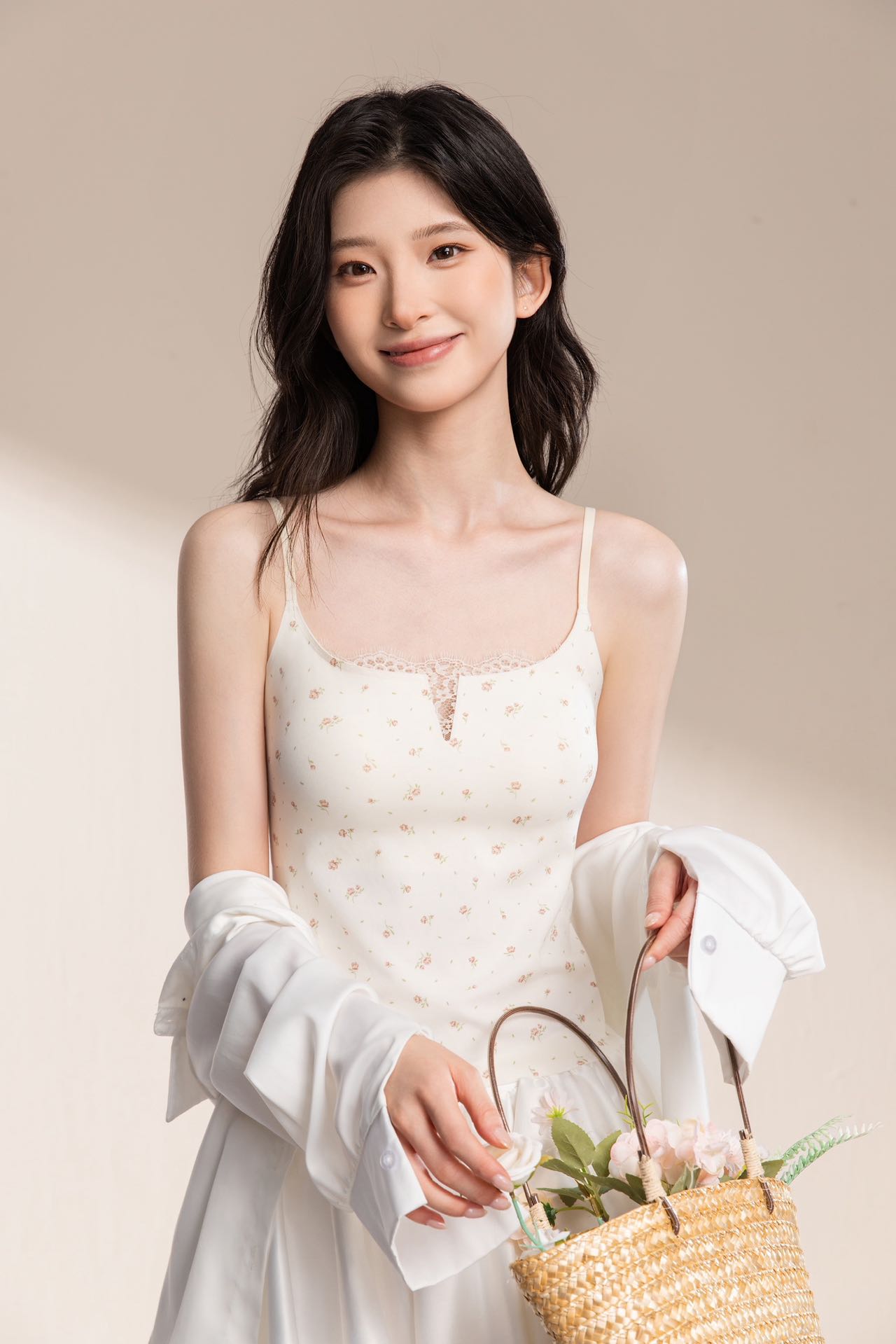平口法式睫毛蕾丝奶皮小吊带美背内衣