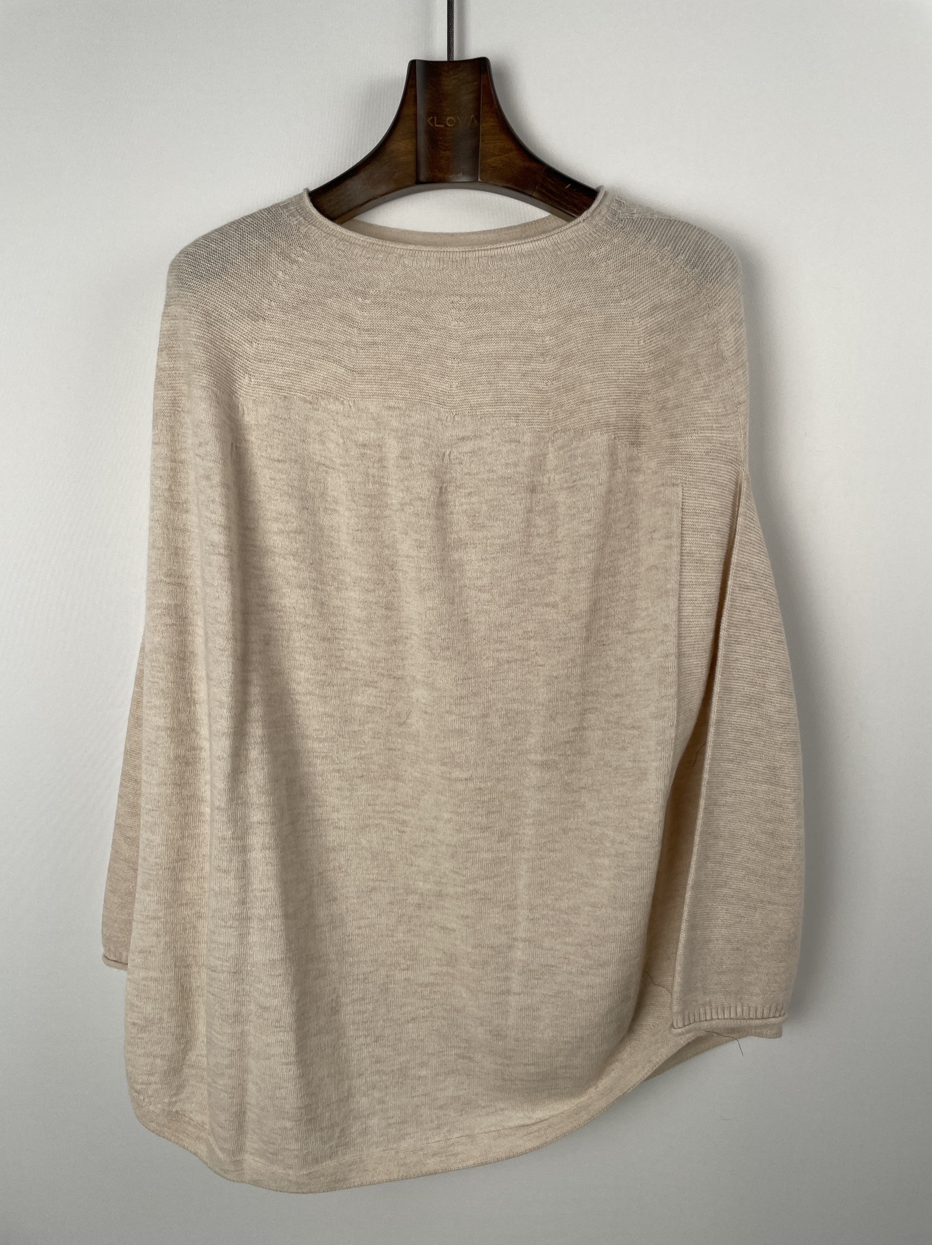 柯罗芭冬季专柜同款小圆领无缝廓形毛衫  HY9873J ￥3890