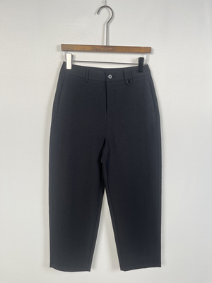 柯利亚诺春秋专柜同款女裤  KW8480G ￥1480