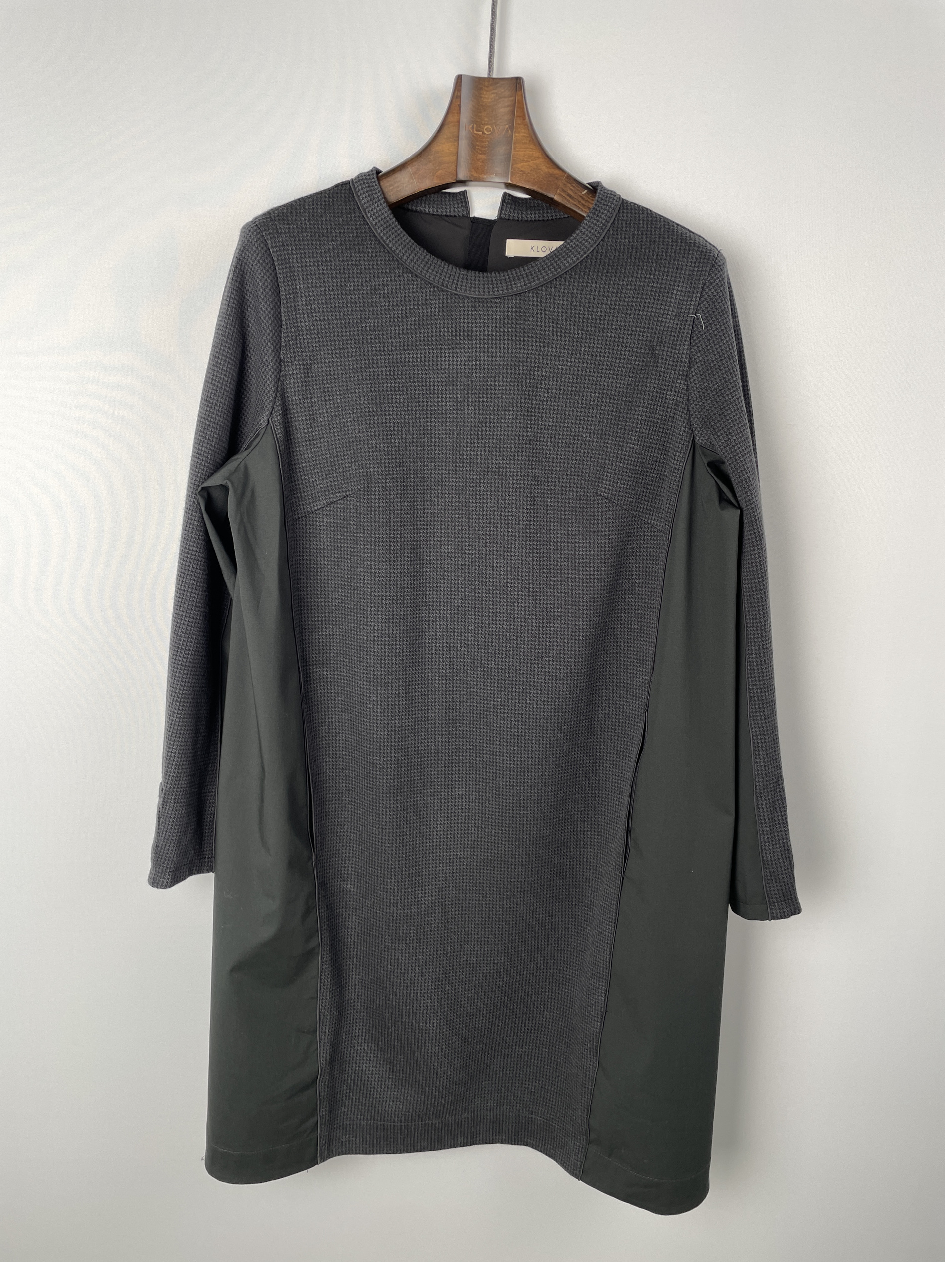 柯罗芭冬季专柜同款圆领套头连衣裙  LT1221 ￥3890