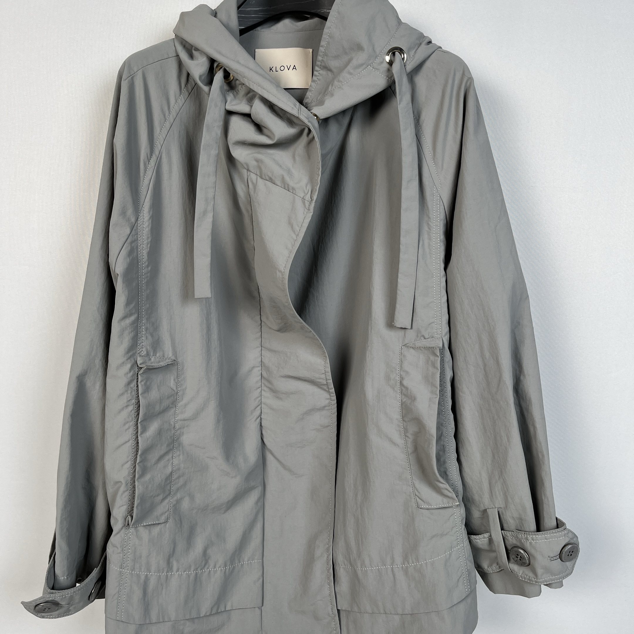 柯罗芭春秋专柜同款时尚A型连帽短外套  SW4040 ￥6200