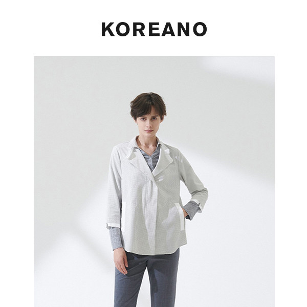 柯利亚诺春秋专柜同款石灰色小格子肌理小A型外套  SW2024 ￥3680