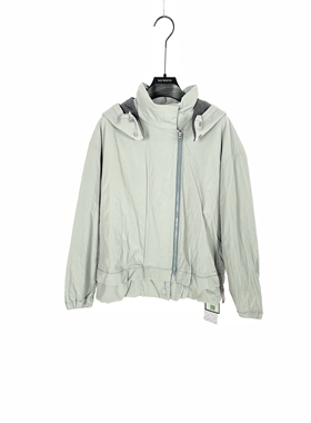 柯利亚诺冬季专柜同款小A型短款连帽拉链外套  MS6582 ￥6600