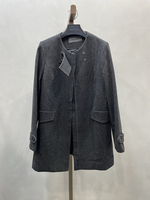 柯利亚诺春秋专柜同款大衣  FY6281 ￥8800