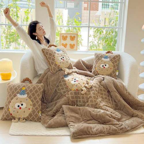 手抱提被子卡通贴布绣抱枕被一两无品牌/用二合加厚午睡毯枕子办