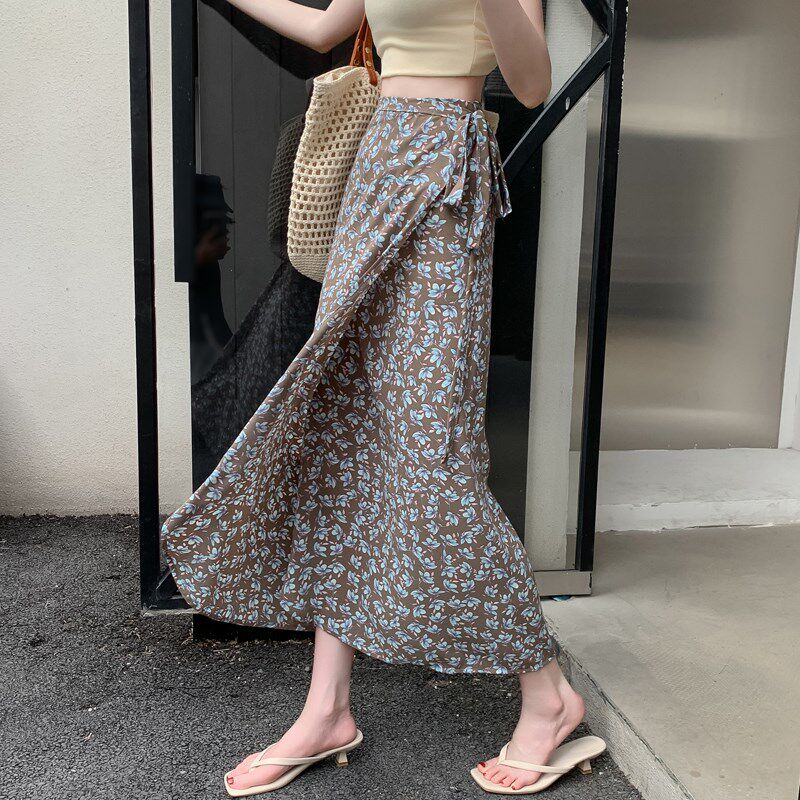 速发碎花包臀半身裙夏2025新款今年流行爆款显廋一片式系带裙子