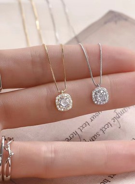 轻奢超闪高级感小方钻项链女小众设计2024年新款钻石钛钢锁骨链