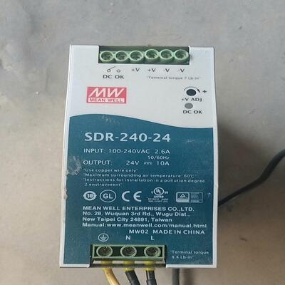 议~SDR-240-24明纬导轨电源成色如图
