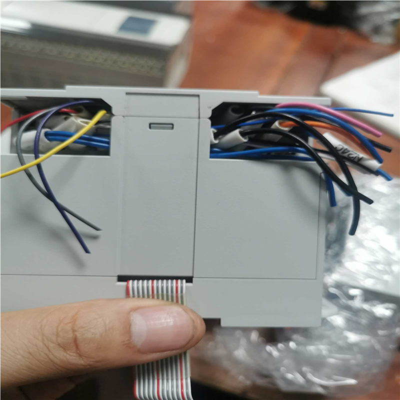 议价三菱5UPLC扩展，型号FX5-16EYT/ES，现货10台