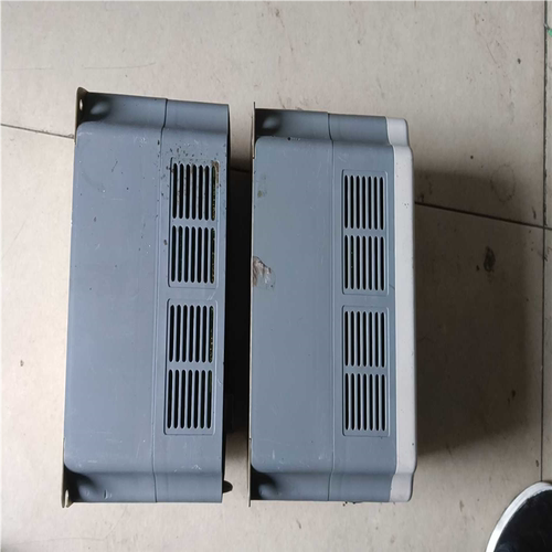 winner变频器，WIN-9G-2R2T4B，2.2KW~议价