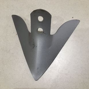 微耕机耘锄配件耘锄铲耘锄犁尖加厚犁铧耐磨一体三角农用犁头防缠