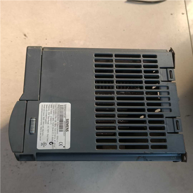 西门子变频器6SE6440-2UD25-5CA1，实物图拍照~议价