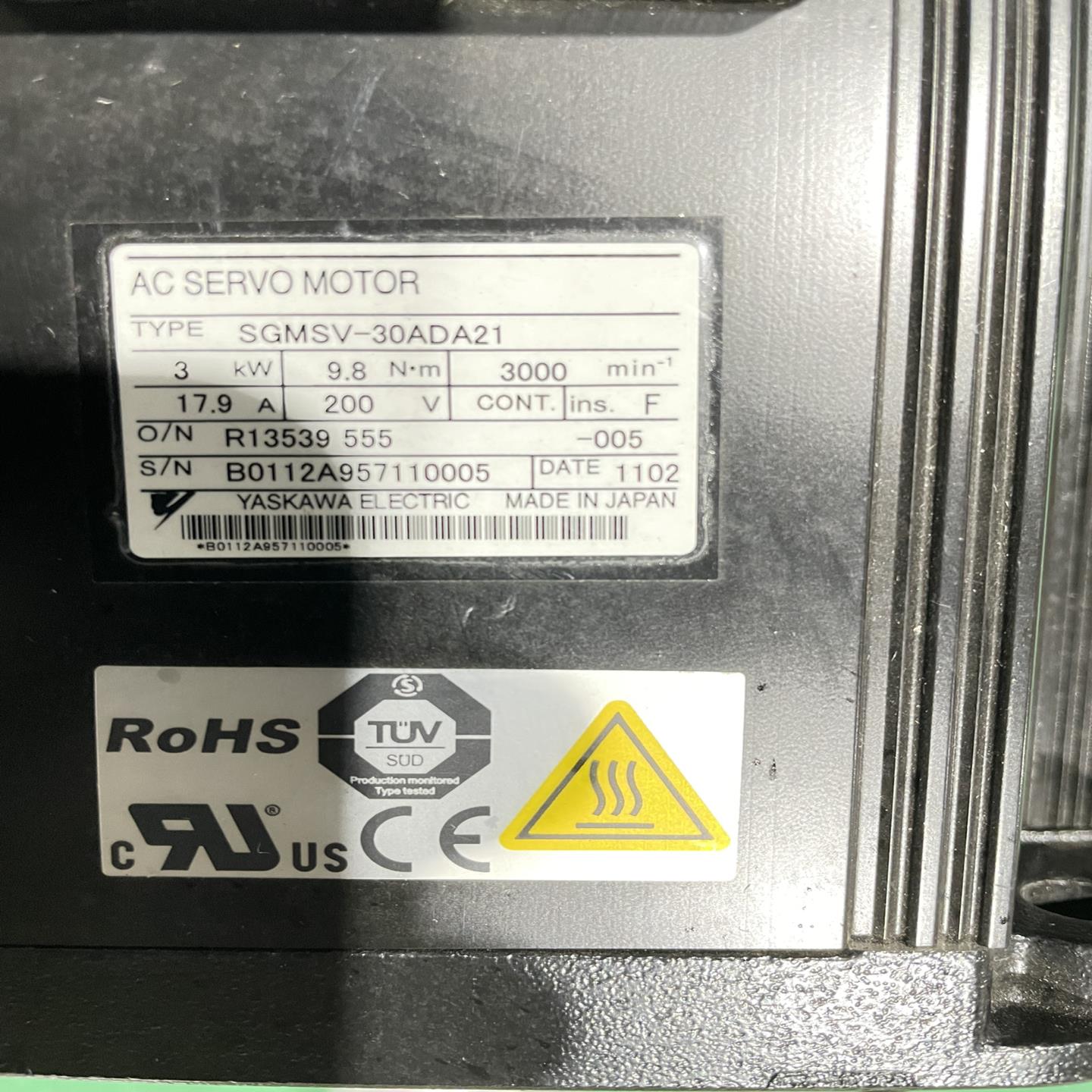 议~原装进口YASKAWA安川伺服电机SGMSV-30ADA21