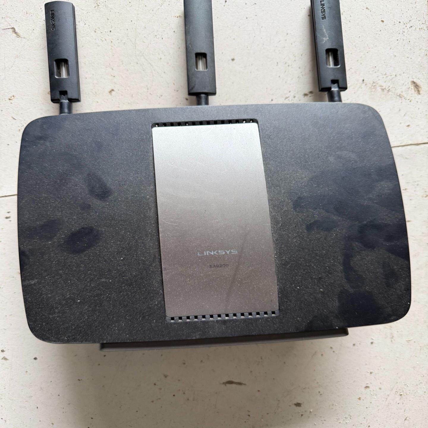 议~linksys 领势ea9200全千北路由 ，功能全正常成色
