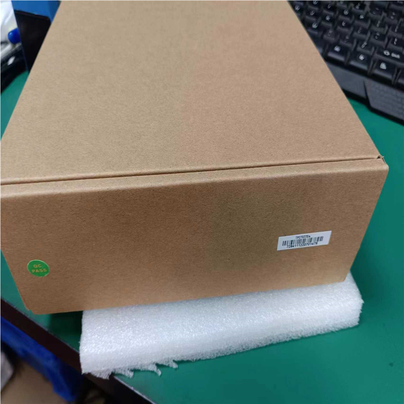 （议价）昆仑通态触摸屏TPC7022ES 看好直接拍，全新原装正