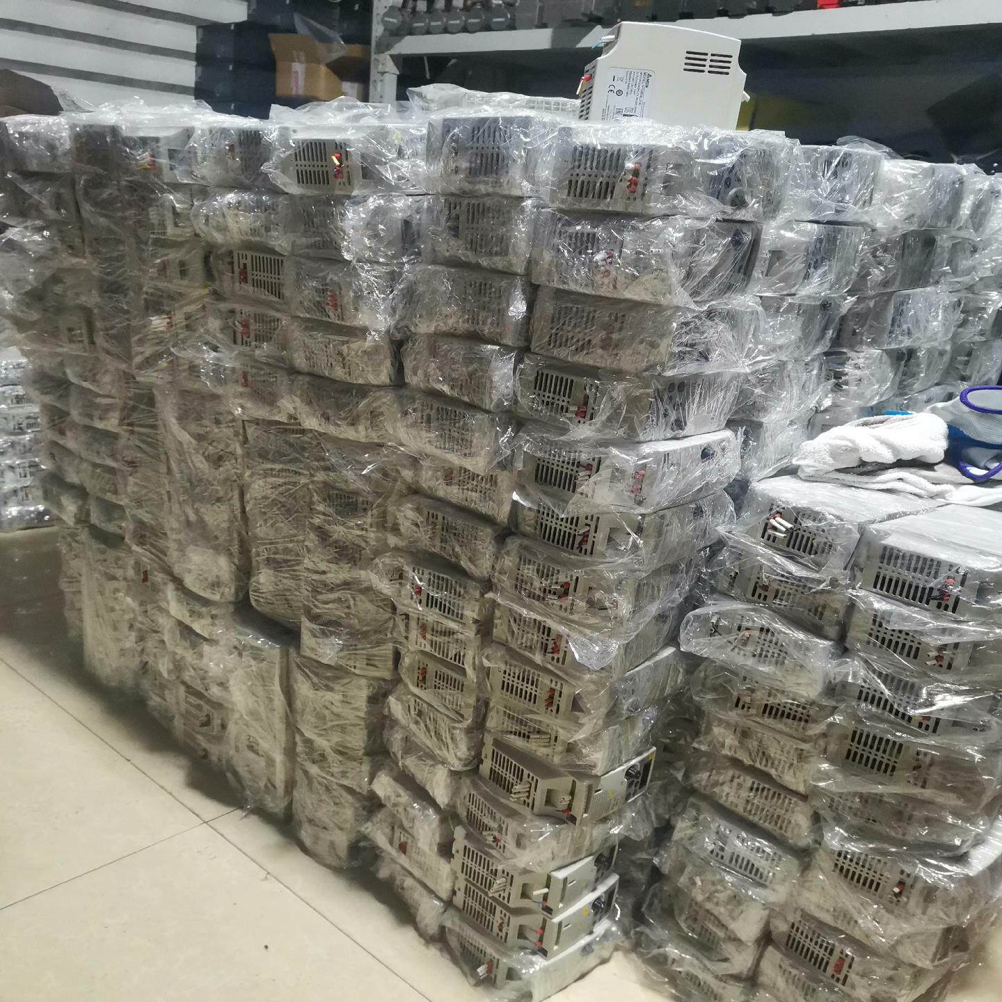 【汇生】VFD004L21A台达L系列400W变频器，年份好成色新，【议价