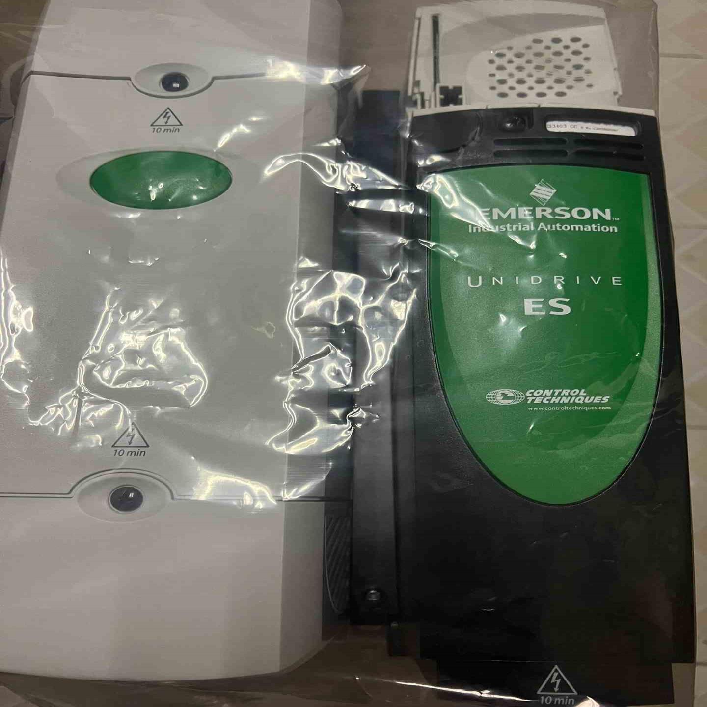 库存机变频器 ES3403 22KW 提供技术支持议价