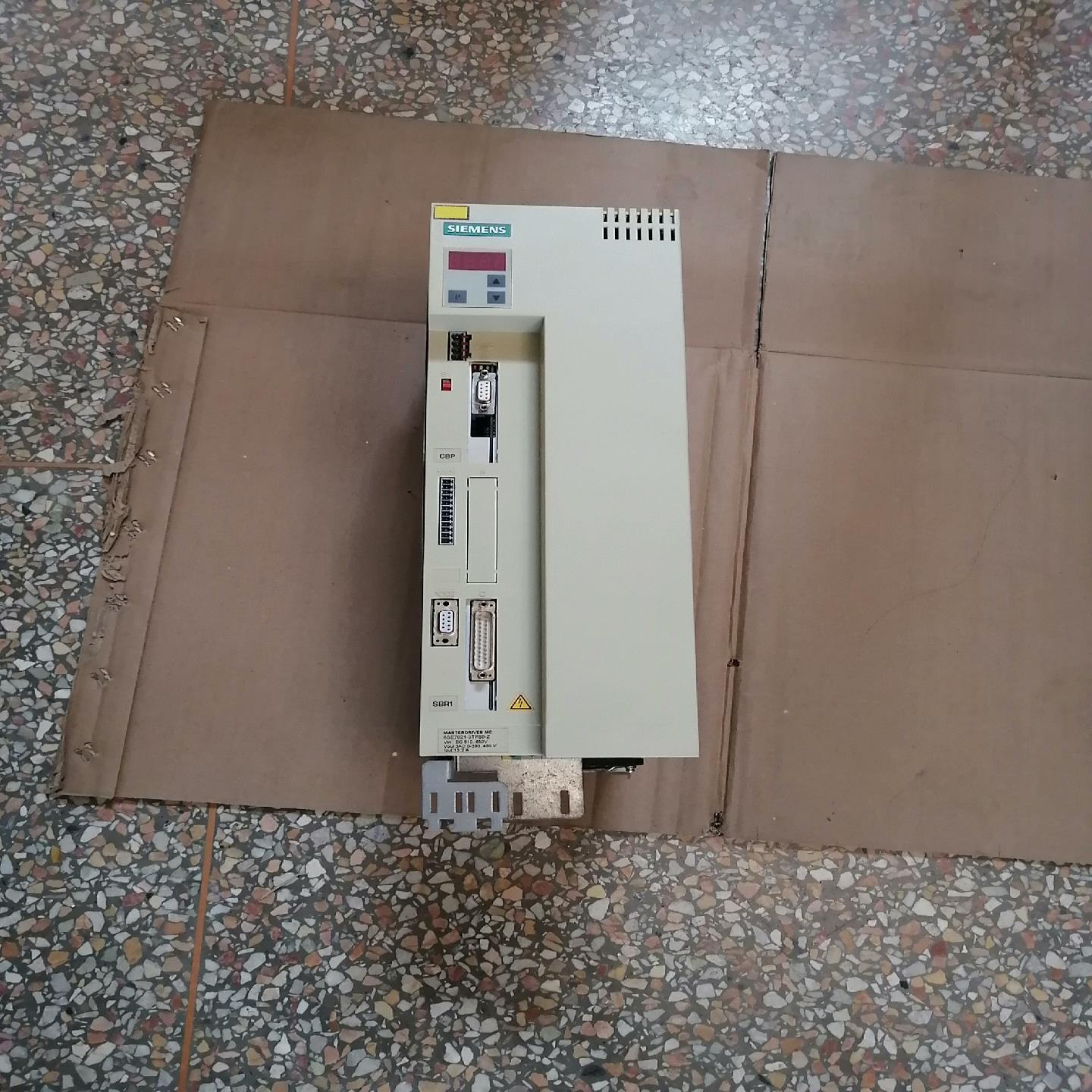 驱动器6SE7021-3TP50-Z  Z=C23+G议价