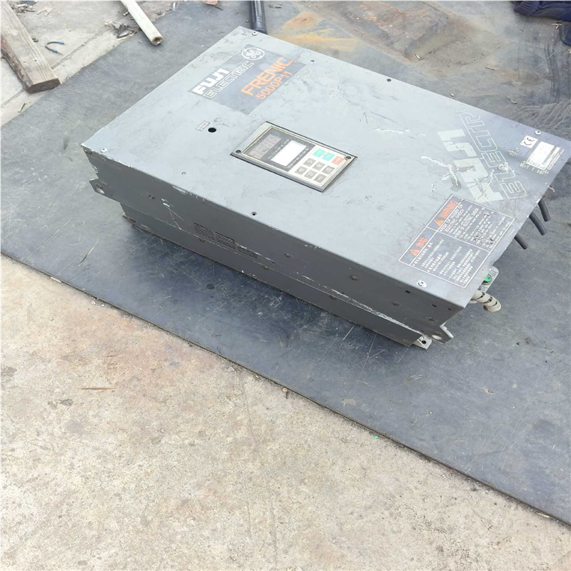 富士5000P11变频器型号FRN37P11S-4CX，（憨憨电子）