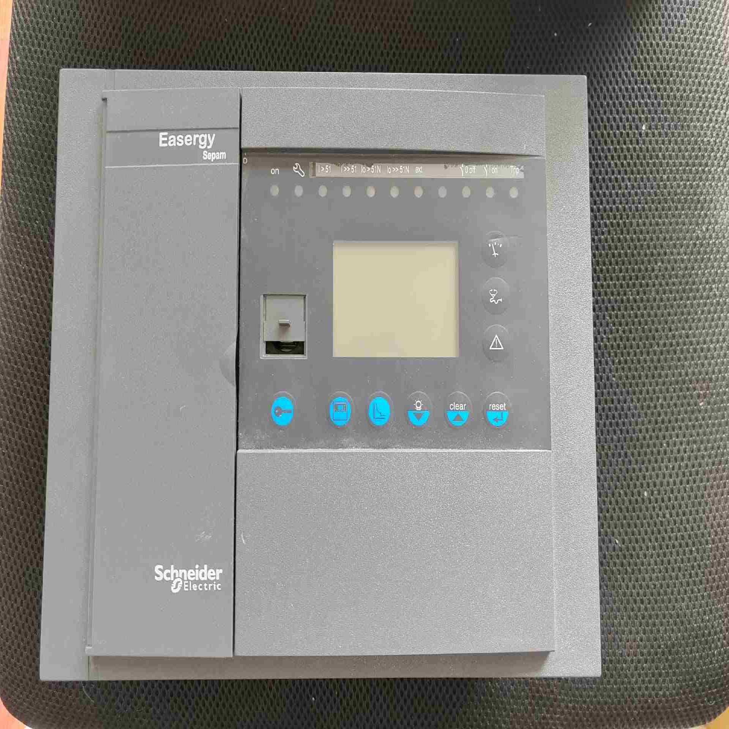 施耐德综合继电保护装置Sepam 59836 sep363成议价