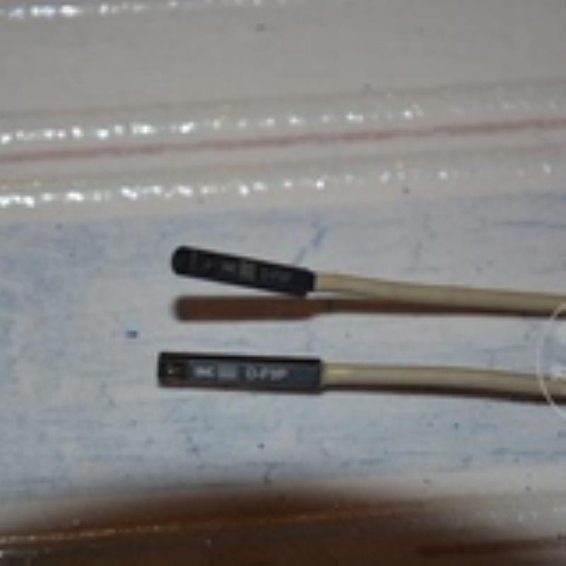 特价 原装进口 SMC 磁性开关 D-F9P 现货
