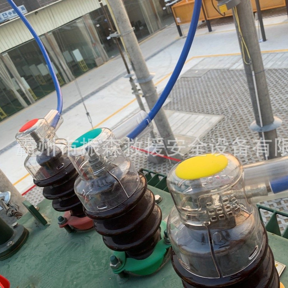 可带电型变压器避雷器水平出线防护罩避雷器透明绝缘防护罩