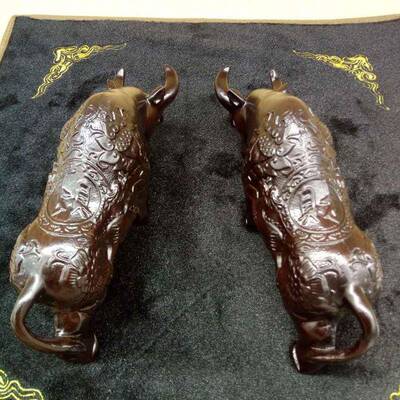 越南沉香木VGO牛气冲天装摆件工雕刻精招财斗牛家雕居饰木质工艺