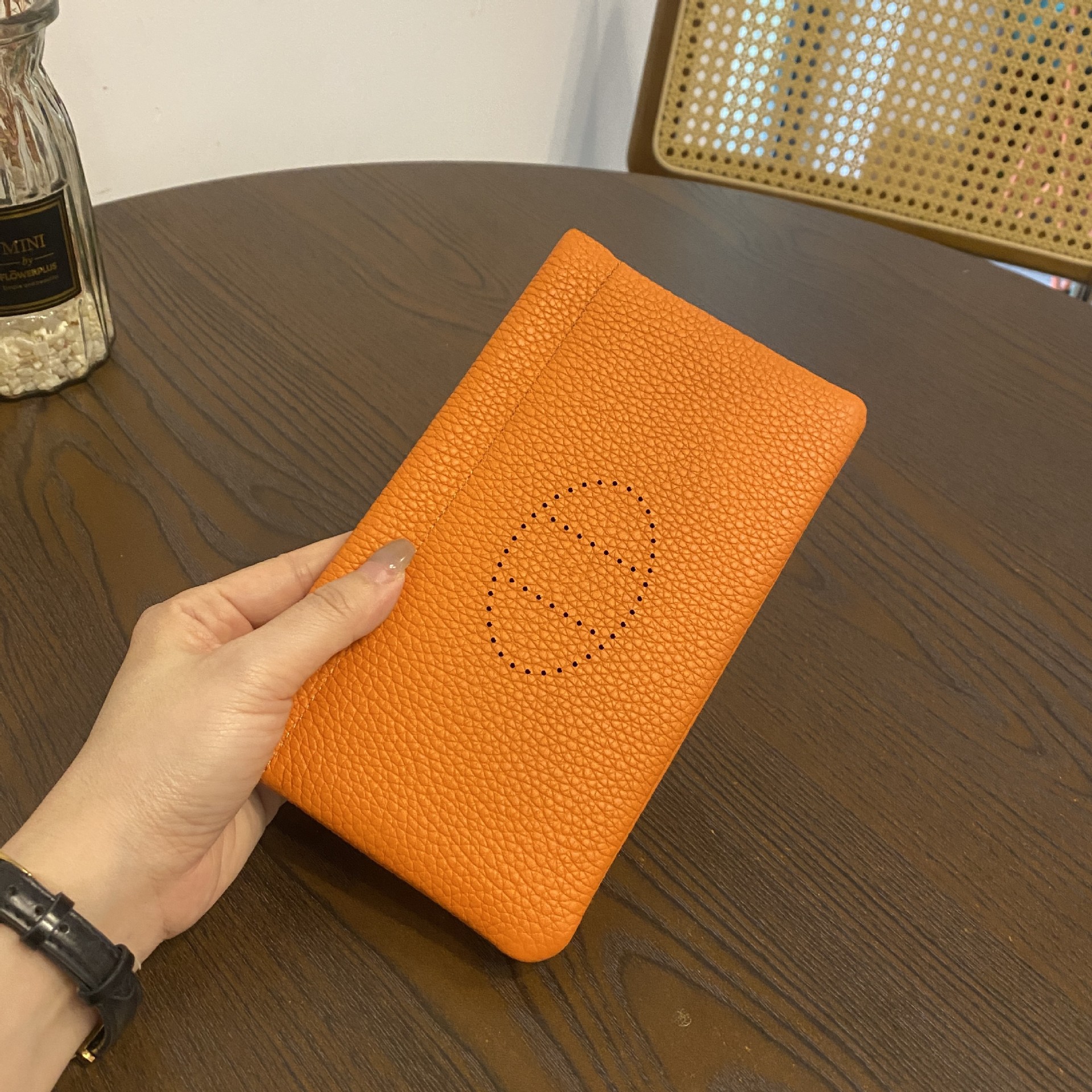 新款头层TC牛皮荔枝纹真皮手拿包化妆收纳包放手机零钱包口红包女