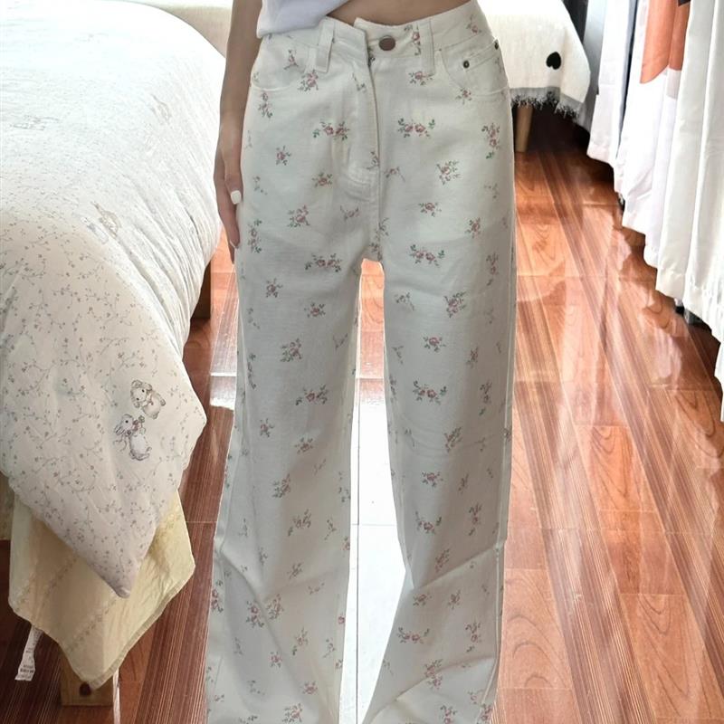 白色碎花直筒牛仔裤女春季梨形身材显瘦高腰宽松百搭休闲阔腿裤子
