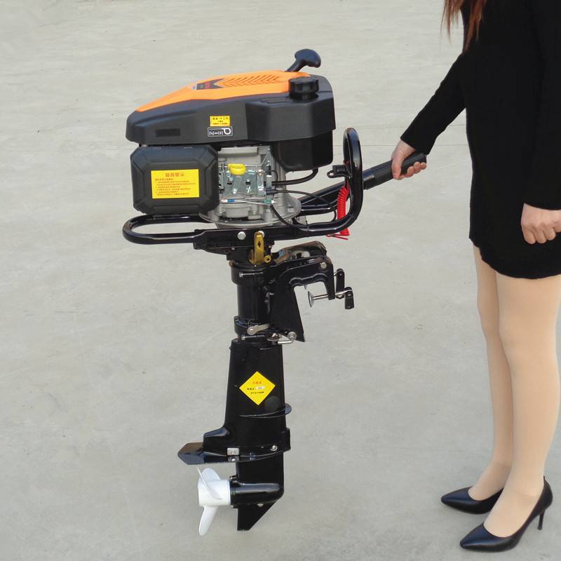 多功能汽油柴油船挂机 船外机 船用马达推进器 船挂机图片