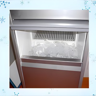 80家用商用冷饮店酒吧用全自动子弹头冰型 制冰机IM