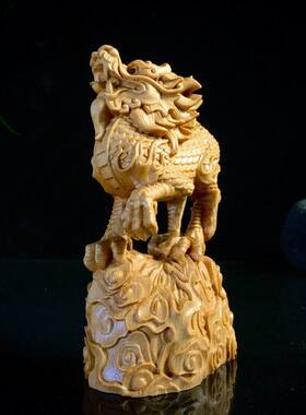 热销崖柏木雕麒麟小摆件 麒麟盘玩家居装饰实木雕刻办公室工艺品