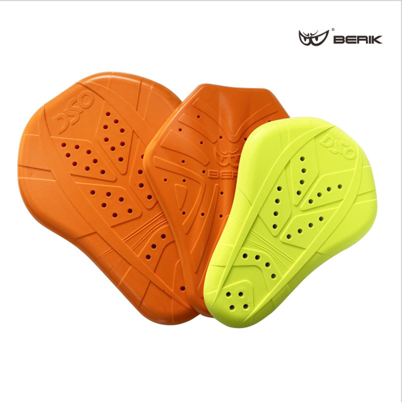 berik大眼摩托车护具护背骑行服专用DSSO慢回弹防摔内置背板CE级