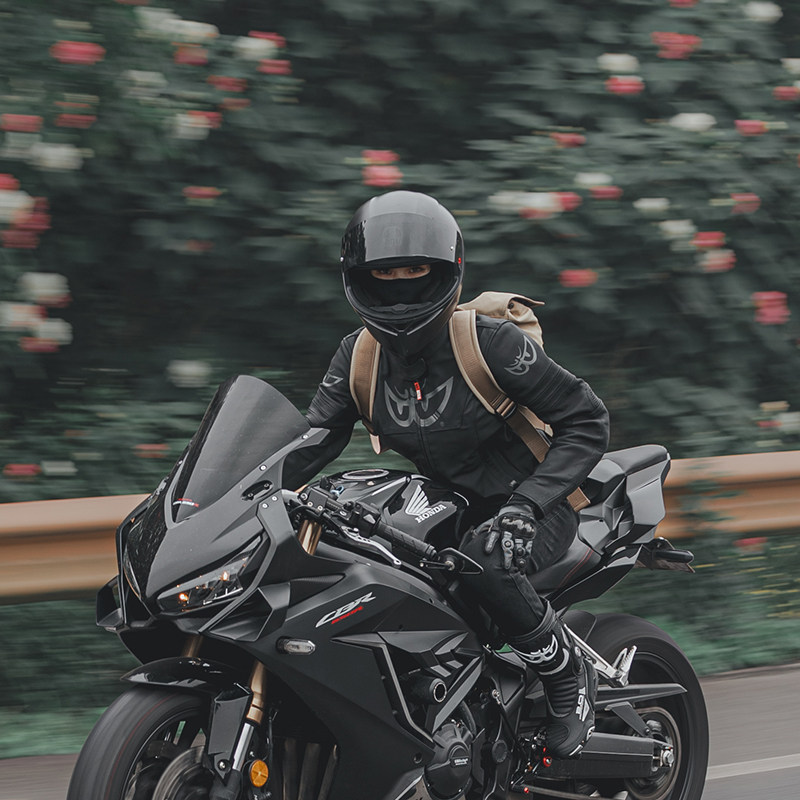 berik大眼女款皮衣上新特惠