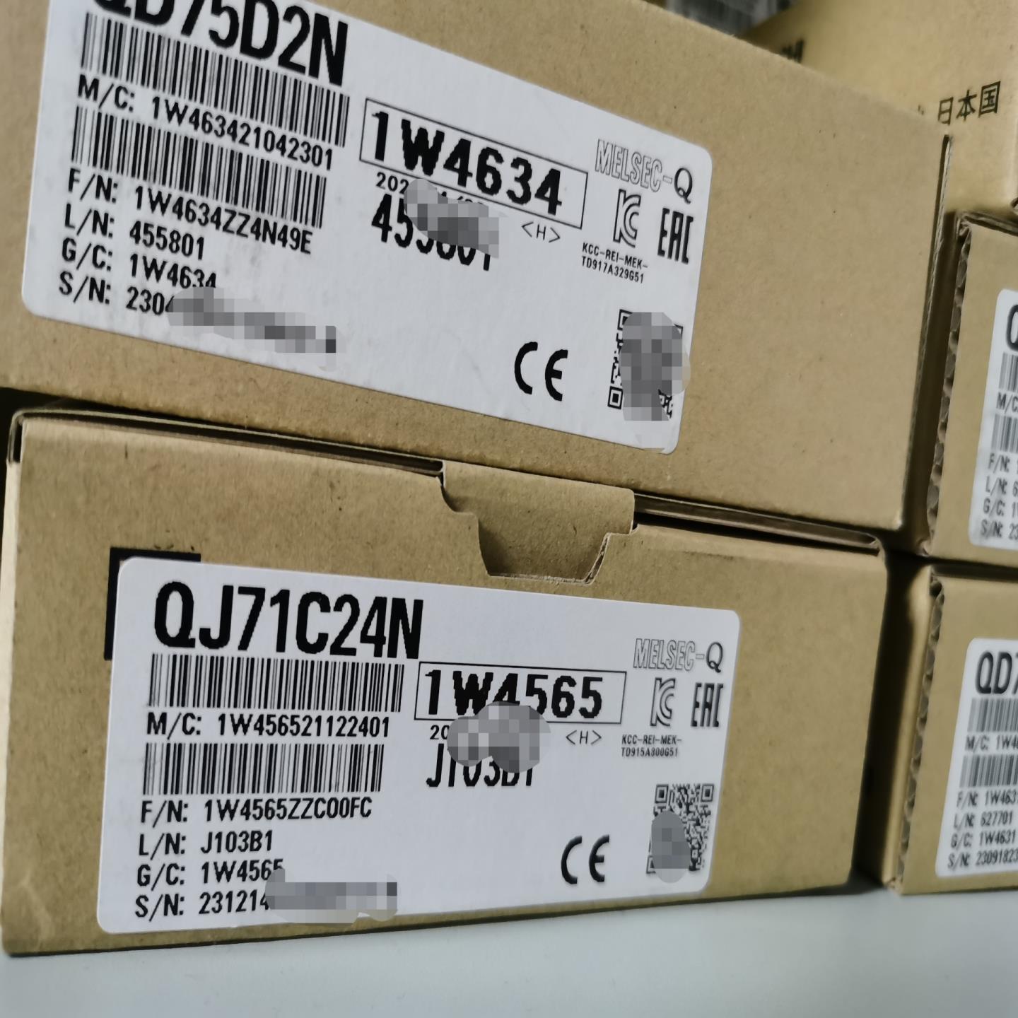 QD75P2N  QJ71C24N  Q64AD  2300(崽崽配件)