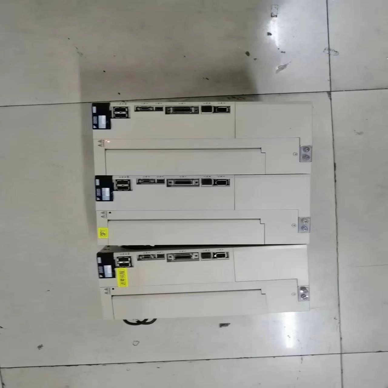 安川伺服驱动器 sgdv-330a01a 成色好，百分之百测(崽崽配件）