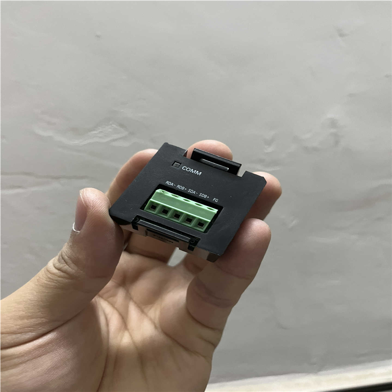 议~CP1W-CIF11 功能正常。