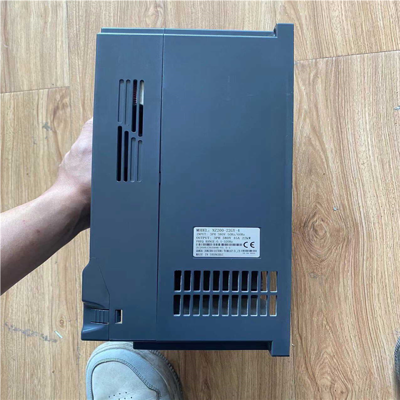 （议价）200-22GY-4 二手拆机众辰变频器 22KW380