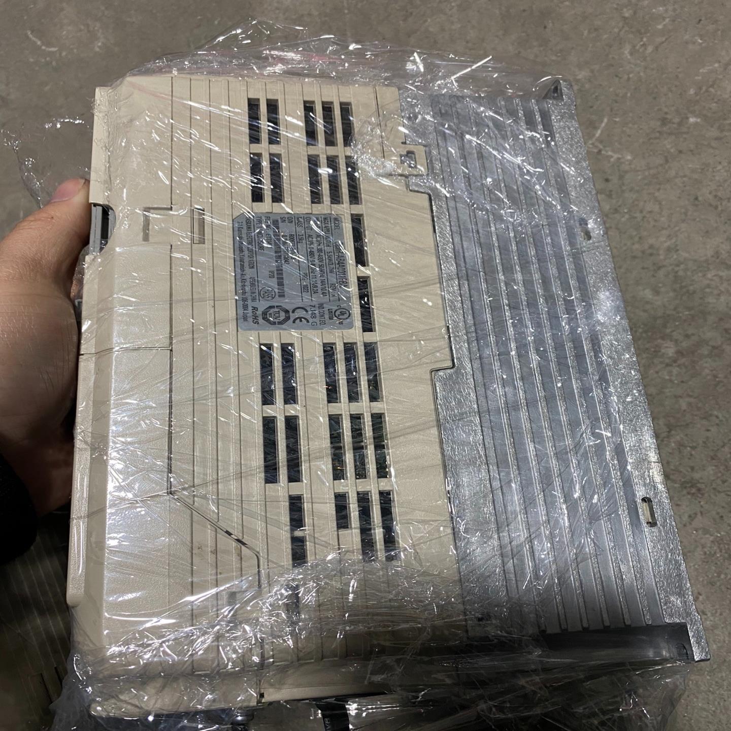 CIMR-AB4A0018FAA  5.5kw  800(崽崽配件）