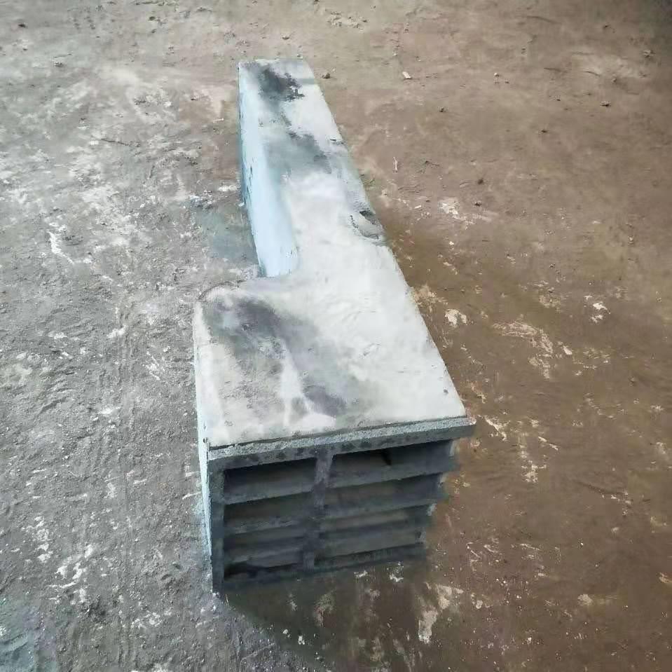 桥梁铸铁矩形泄水管源头厂家铸造圆形泄水管600等路桥建筑配件