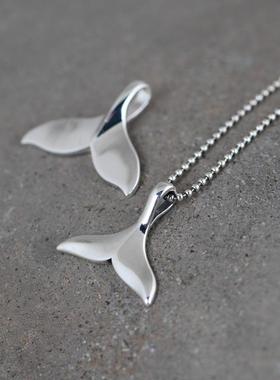 网红-925银简单文艺银饰项坠女款气质设计海豚尾颈饰银吊坠