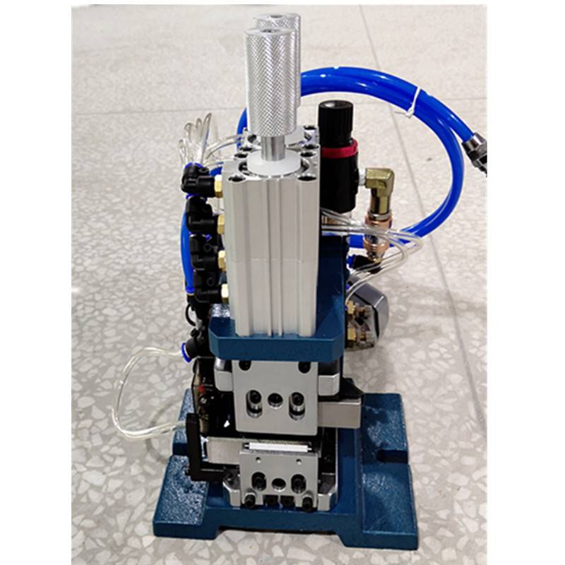 厂家现货 3F 4F 3FN 4FN气动剥皮机 芯线剥线机 气动剥皮扭线机