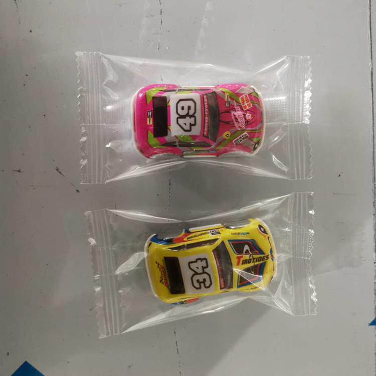 智能伺服儿童玩具车全自动包装机娃娃小玩具自动枕式包装机