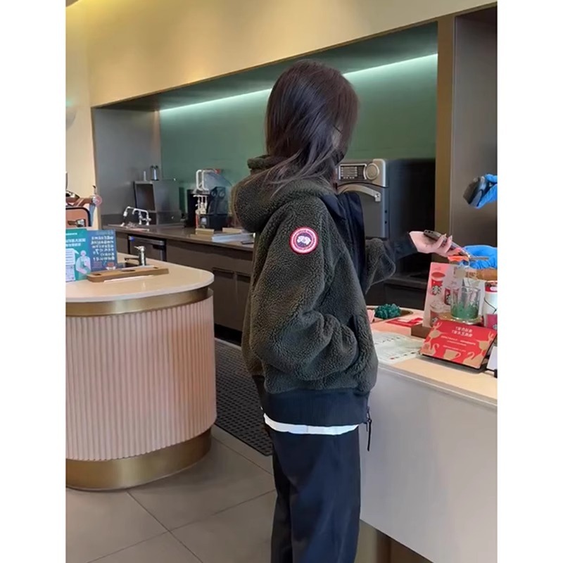 XZOXZO2025年新款高级感女装独特超好看小个子羊羔毛外套女秋冬季