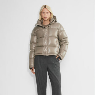 加拿大正品Aritzia 新款4格泡芙白鹅绒亮面羽绒服短款外套女冬季