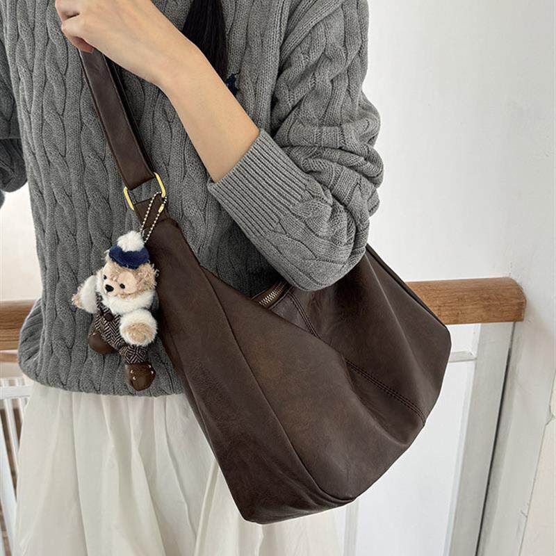 斜挎包女2024新款包包托特包大学生上课ipad通勤包女大容量单肩包