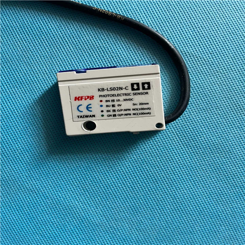 光电感应器KB-LS02N-C  10-30VDC  100（憨憨电子）