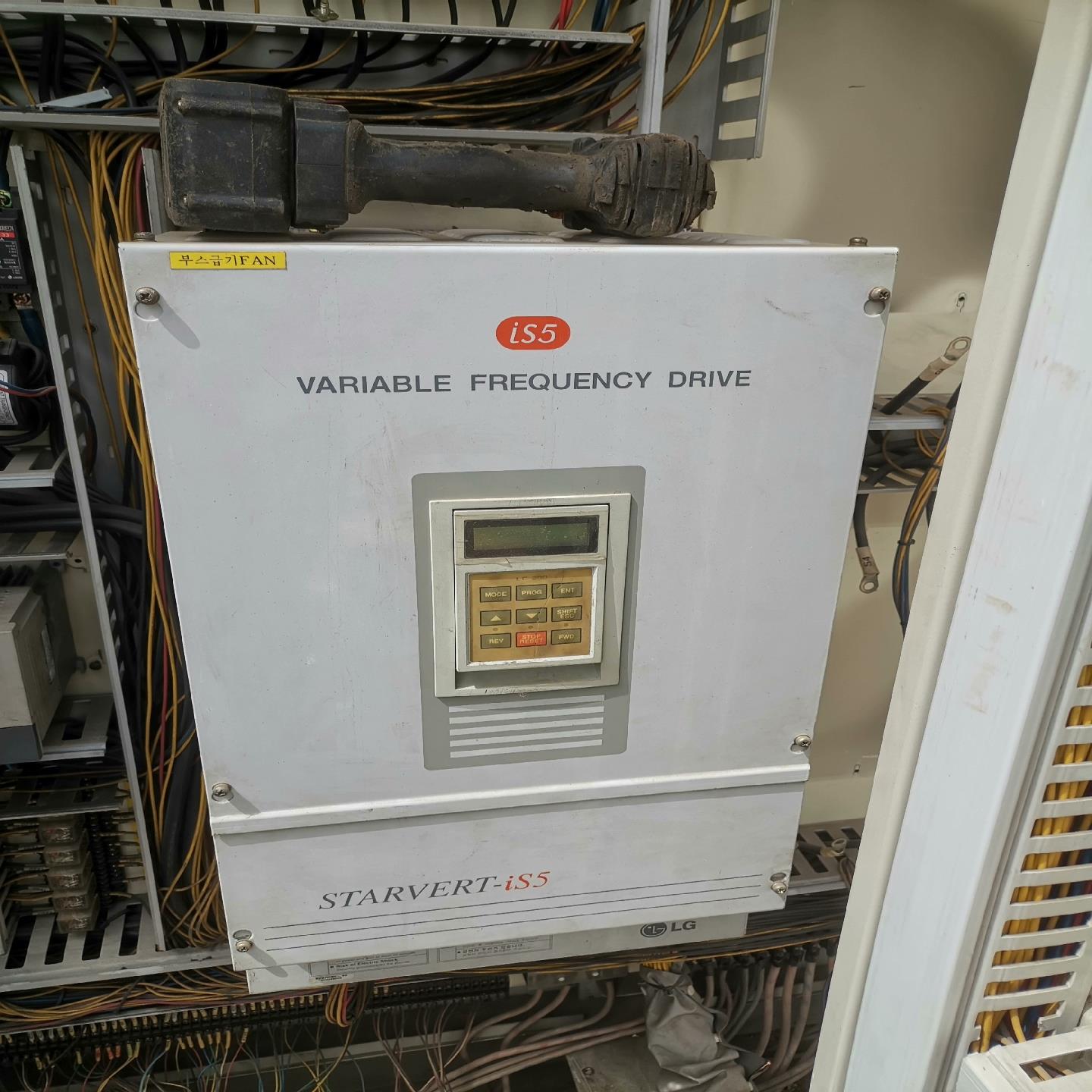 IS5 37KW变频器外观完整无磕碰（憨憨电子）