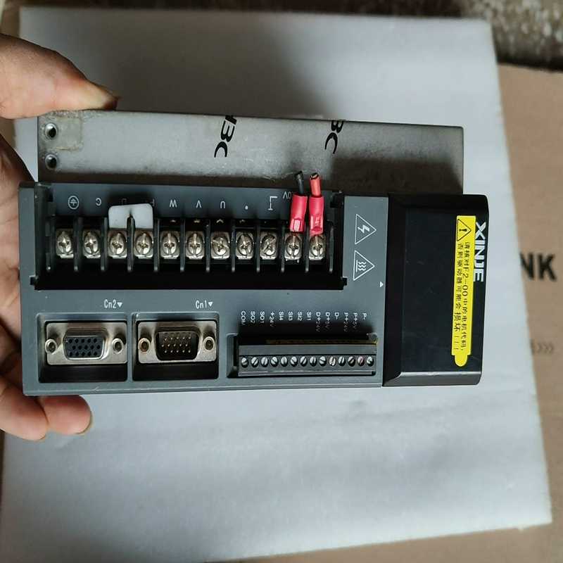 议~信徢驱动器1.5千瓦  型号DS2-21P5-AS2